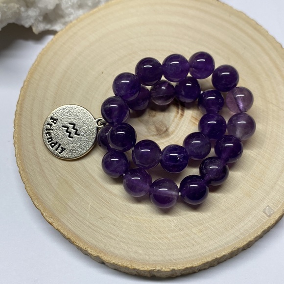 Amethyst Gemstone Stretch Bracelet - Picture 3 of 3